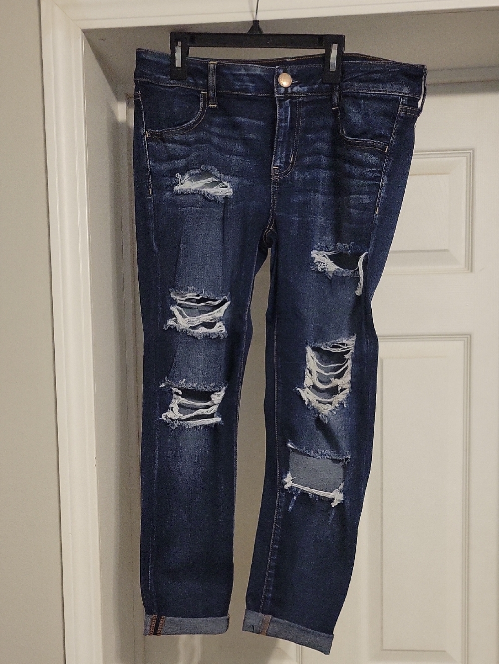 American Eagle Outfitters Dark Blue Distressed Jeggings
